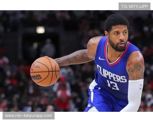 快船乔治中路急停跳投命中，瞬间点燃全场