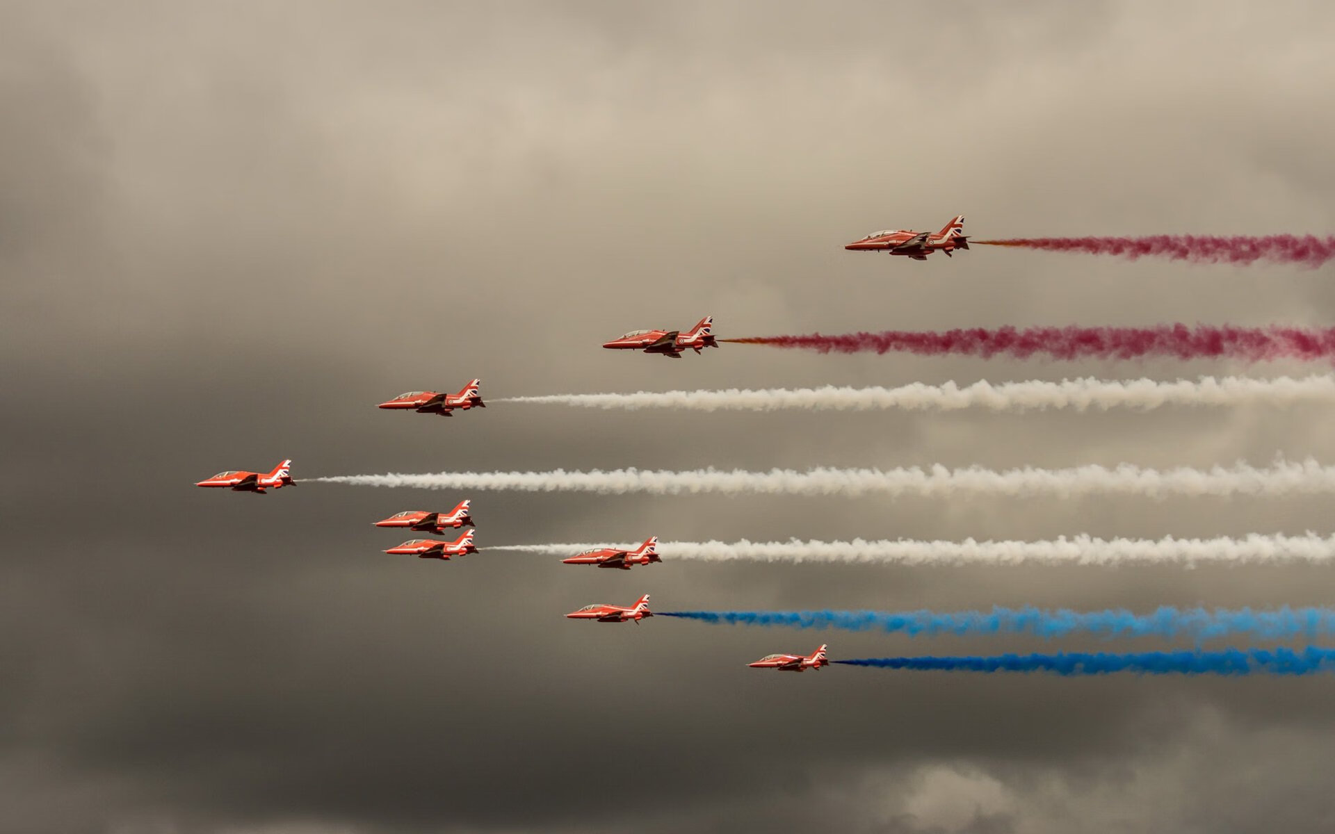 布莱顿小组传切渗透对方防线,布莱顿对莱切斯特城分析